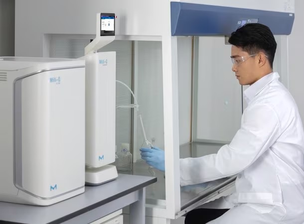 Thiết bị tinh sạch nước phòng thí nghiệm Milli-Q® IQ Element