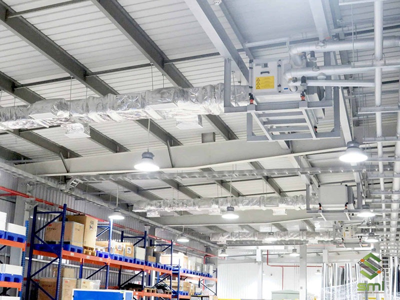 Việc áp dụng quy chuẩn Lockout/Tagout khi bảo dưỡng cánh quạt, tra dầu mỡ định kỳ và kiểm tra tĩnh điện đường ống là bắt buộc để hệ thống luôn bền bỉ và an toàn tuyệt đối