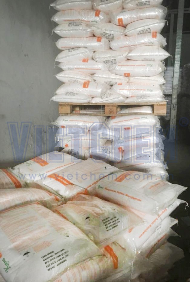 Manganese sulfate MnSO4.H2O 98%