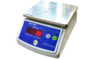 Cân điện tử Club RW00 4220 WNS-WCUB15