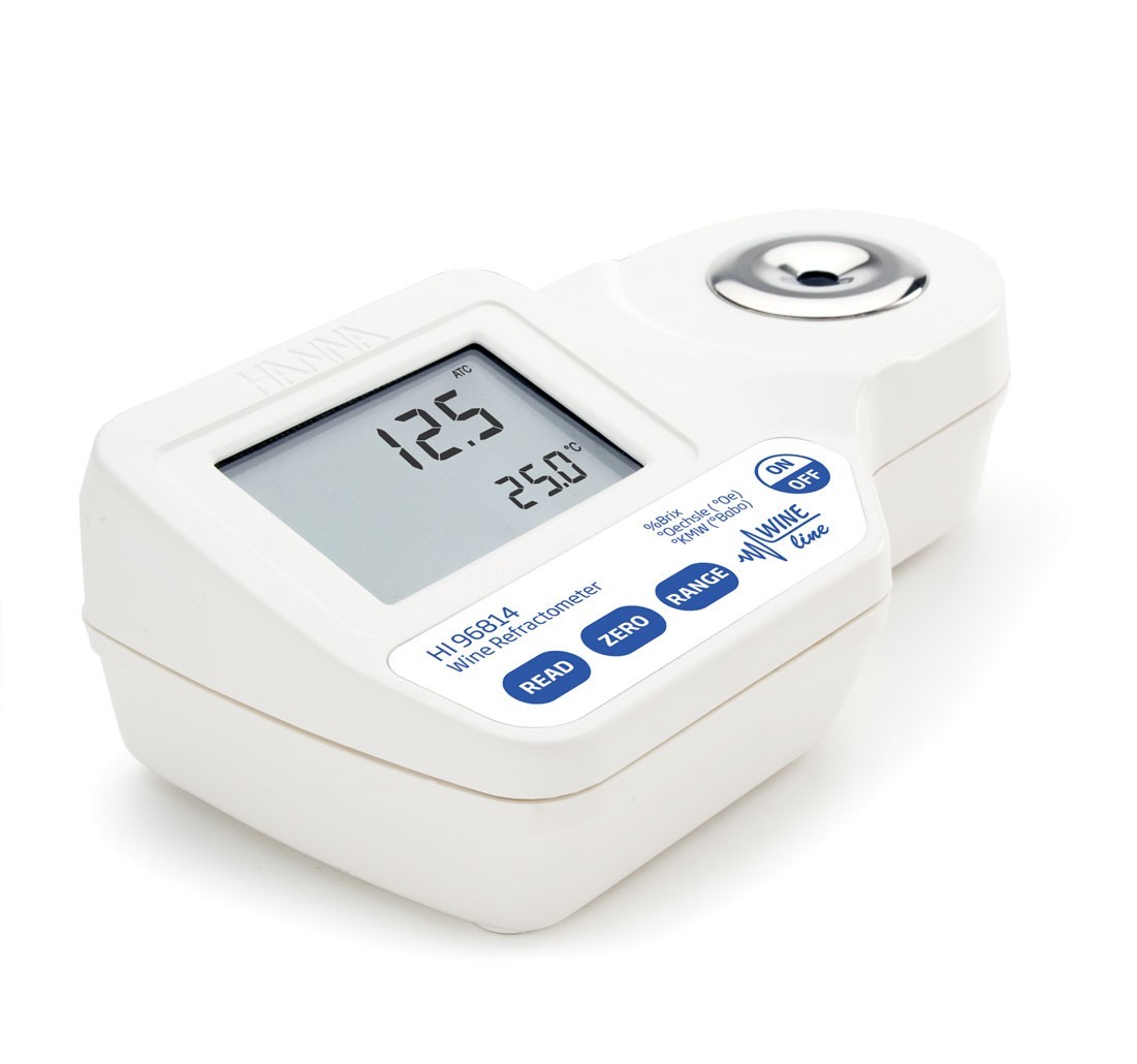Khúc xạ kế đo đường (% Brix, oOe và oKMW) trong rượu, mứt và nước ép HI96814 Hanna