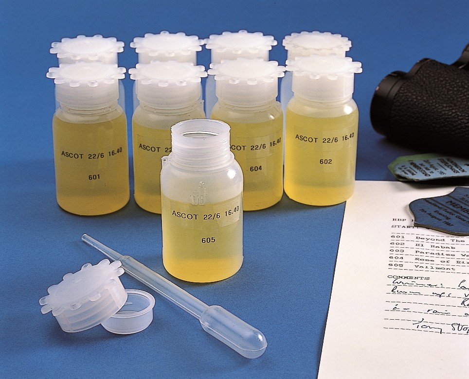 Chai nhựa đựng mẫu PE MR, nắp PP, có CV   250ml K410