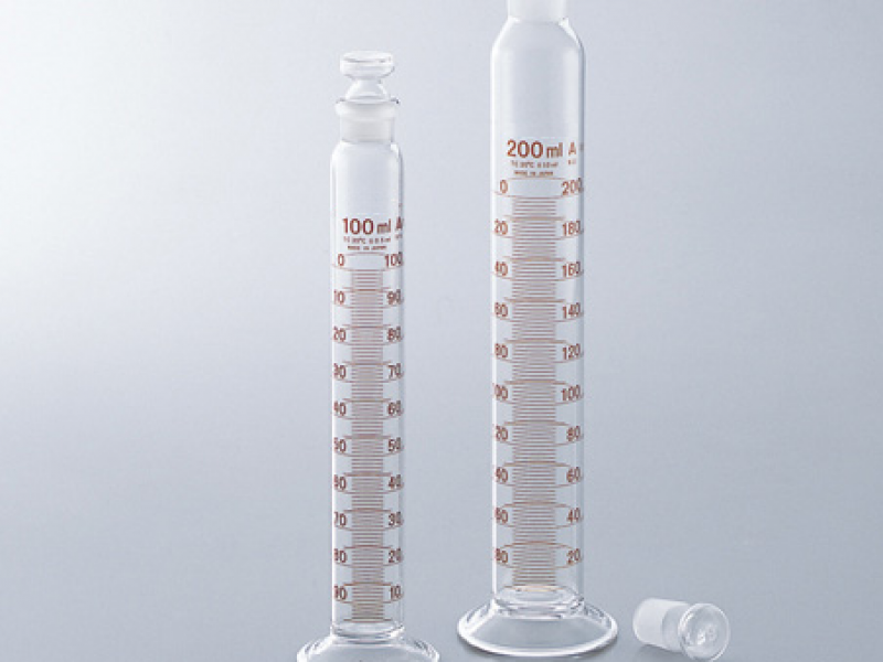 Ống đong có nút thủy tinh 250ml Genlab 2030100014834