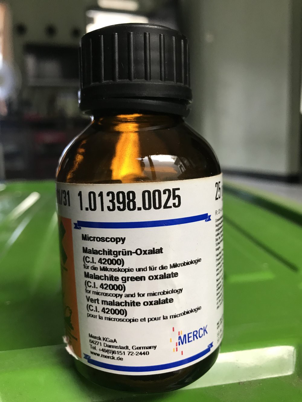 Malachite green oxalate (C.I.42000) for microscopy and for microbiology 25g Merck 1013980025