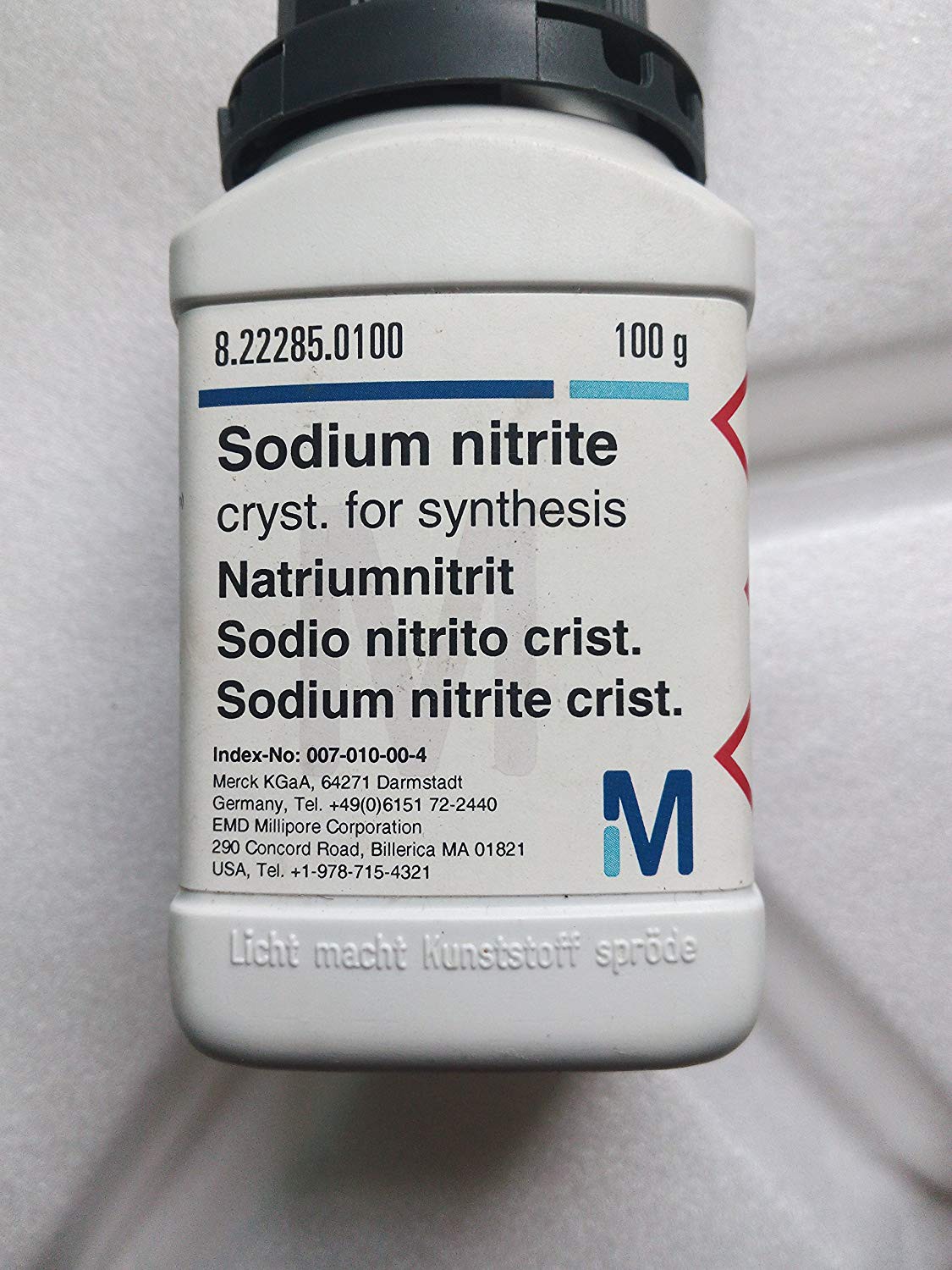 Sodium nitrite cryst. for synthesis 100g Merck 8222850100